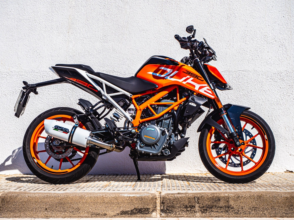 Egzoz ile uyumlu Ktm Rc 390 2017-2020, Albus Evo4, Egzoz yasal, onaylı, çıkarılabilir db killer ve bağlantı borulu susturucu 