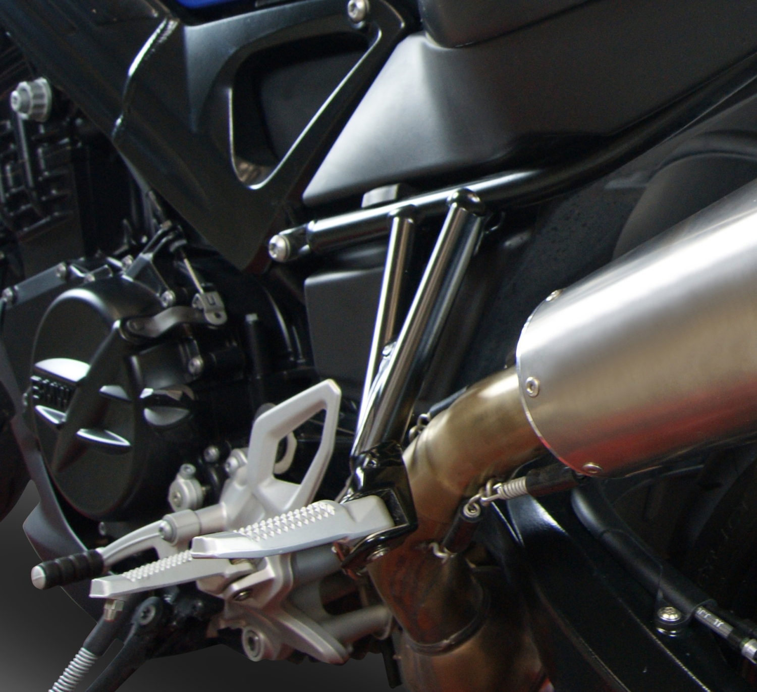 Egzoz ile uyumlu Bmw F 800 R 2017-2019, Powercone Evo, Egzoz yasal, onaylı, çıkarılabilir db killer ve bağlantı borulu susturucu 