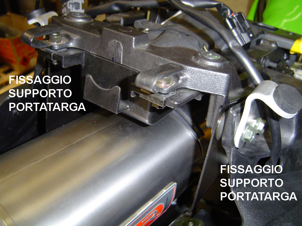 Egzoz ile uyumlu Kawasaki Zx-6R 2005-2006, Tiburon Poppy, Egzoz yasal, onaylı, çıkarılabilir db killer ve bağlantı borulu susturucu 