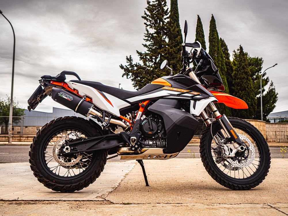 Egzoz ile uyumlu Husqvarna Norden 901 2022-2024, Furore Nero, Yarış Sistemi Susturucu ve özel bağlantı borusu 