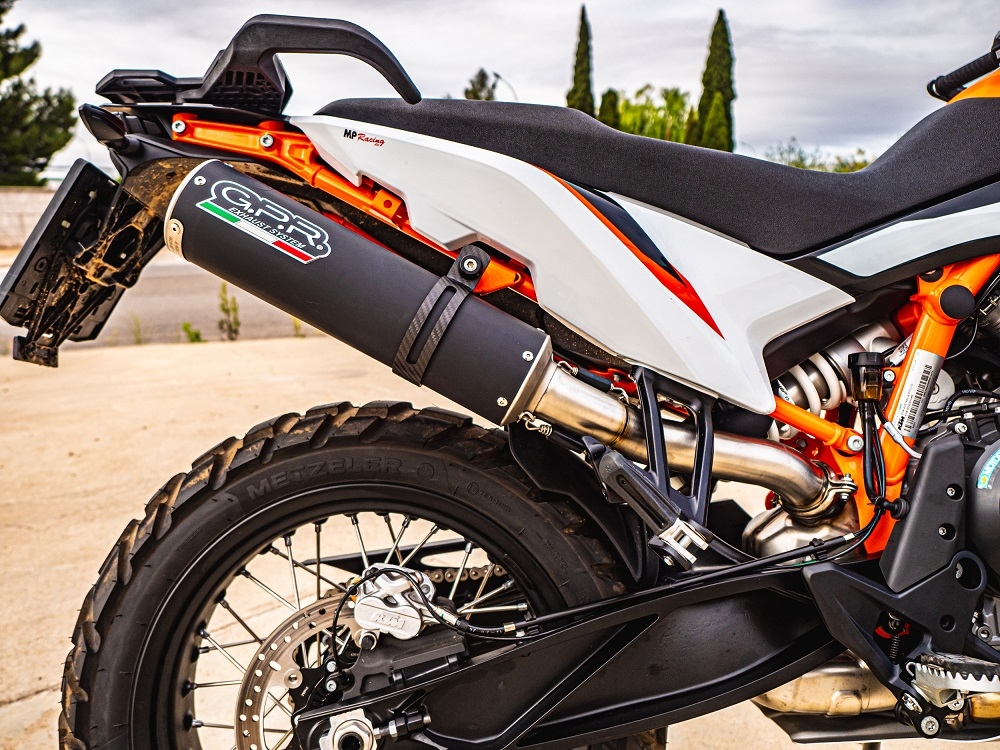 Egzoz ile uyumlu Husqvarna Norden 901 2022-2024, M3 Black Titanium, Egzoz yasal, onaylı, çıkarılabilir db killer ve bağlantı borulu susturucu 