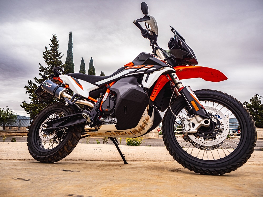 Egzoz ile uyumlu Husqvarna Norden 901 2022-2024, Dual Poppy, Egzoz yasal, onaylı, çıkarılabilir db killer ve bağlantı borulu susturucu 