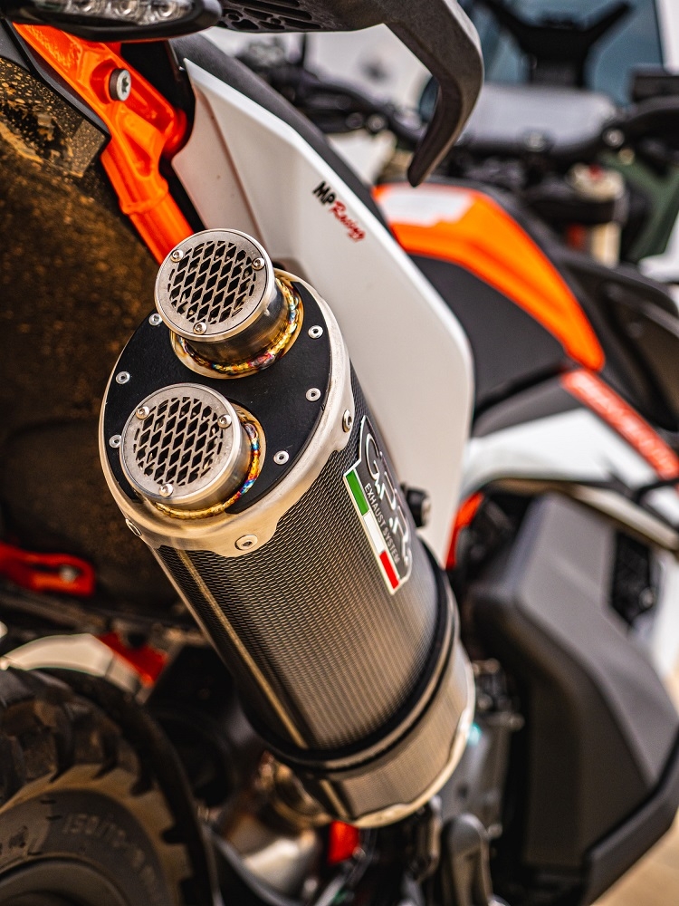 Egzoz ile uyumlu Husqvarna Norden 901 2022-2024, Dual Poppy, Egzoz yasal, onaylı, çıkarılabilir db killer ve bağlantı borulu susturucu 
