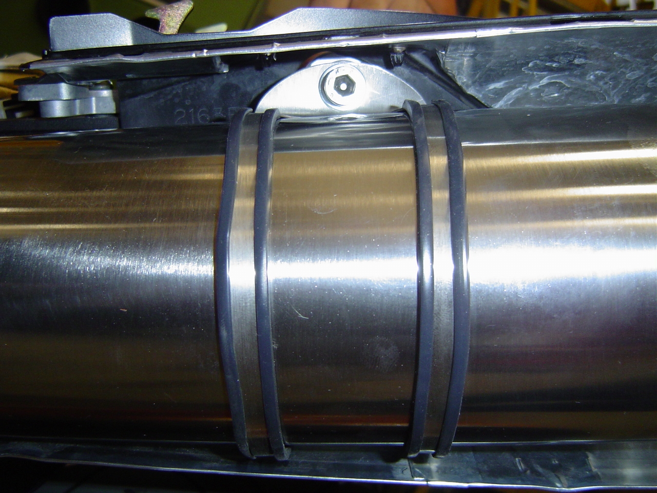 Egzoz ile uyumlu Yamaha MT-01 2005-2011, Inox Tondo, Homologe sistem Double Susturucu ve özel bağlantı borusu 