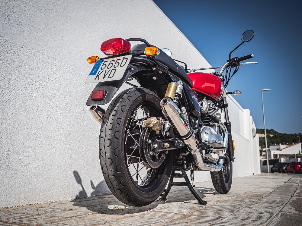 Egzoz ile uyumlu Royal Enfield Continental 650 2021-2024, Deeptone Inox, Homologe sistem, orijinal katalizör ortadan kalkacak Double Susturucu ve özel bağlantı borusu 