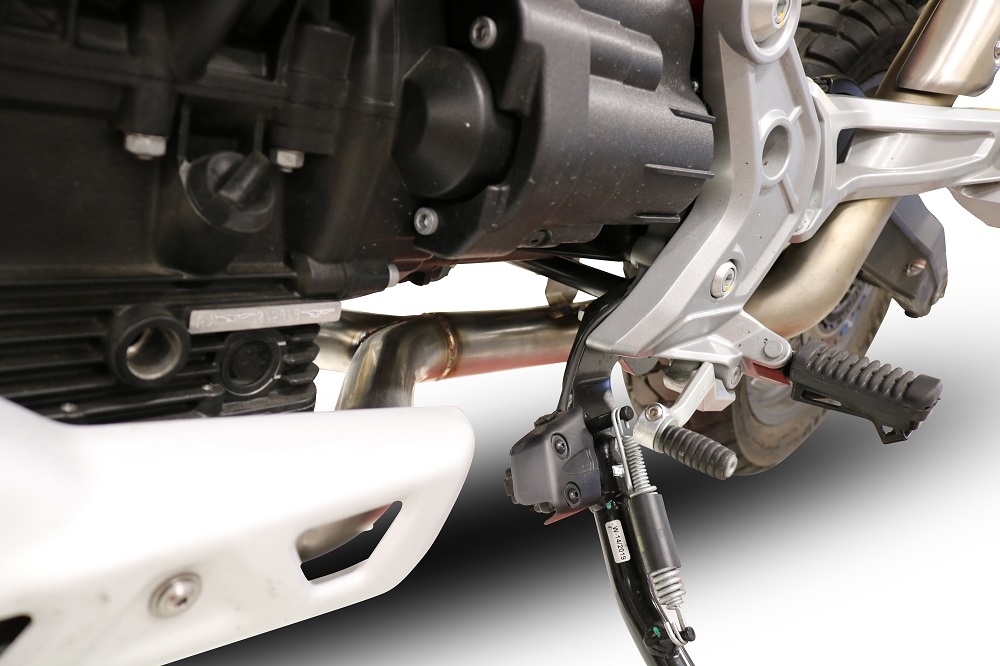 Egzoz ile uyumlu Moto Guzzi V85 TT 2019-2020, Decatalizzatore, Yarış Sistemi Katalizörü ortadan kaldırmak için boru sistemir 