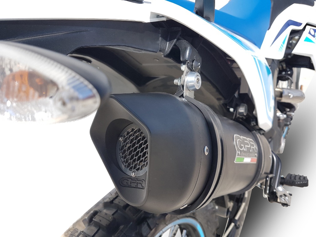 Egzoz ile uyumlu UM Motorcycles Dsr SM - EX 125 2018-2020, Furore Nero, Homologe sistem, orijinal katalizör ortadan kalkacak Susturucu ve özel bağlantı borusu 
