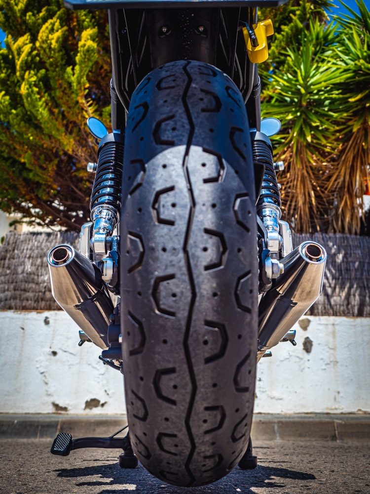 Egzoz ile uyumlu Triumph Street Twin 900 2015-2019, Vintacone, Homologe sistem Double Susturucu ve özel bağlantı borusu 