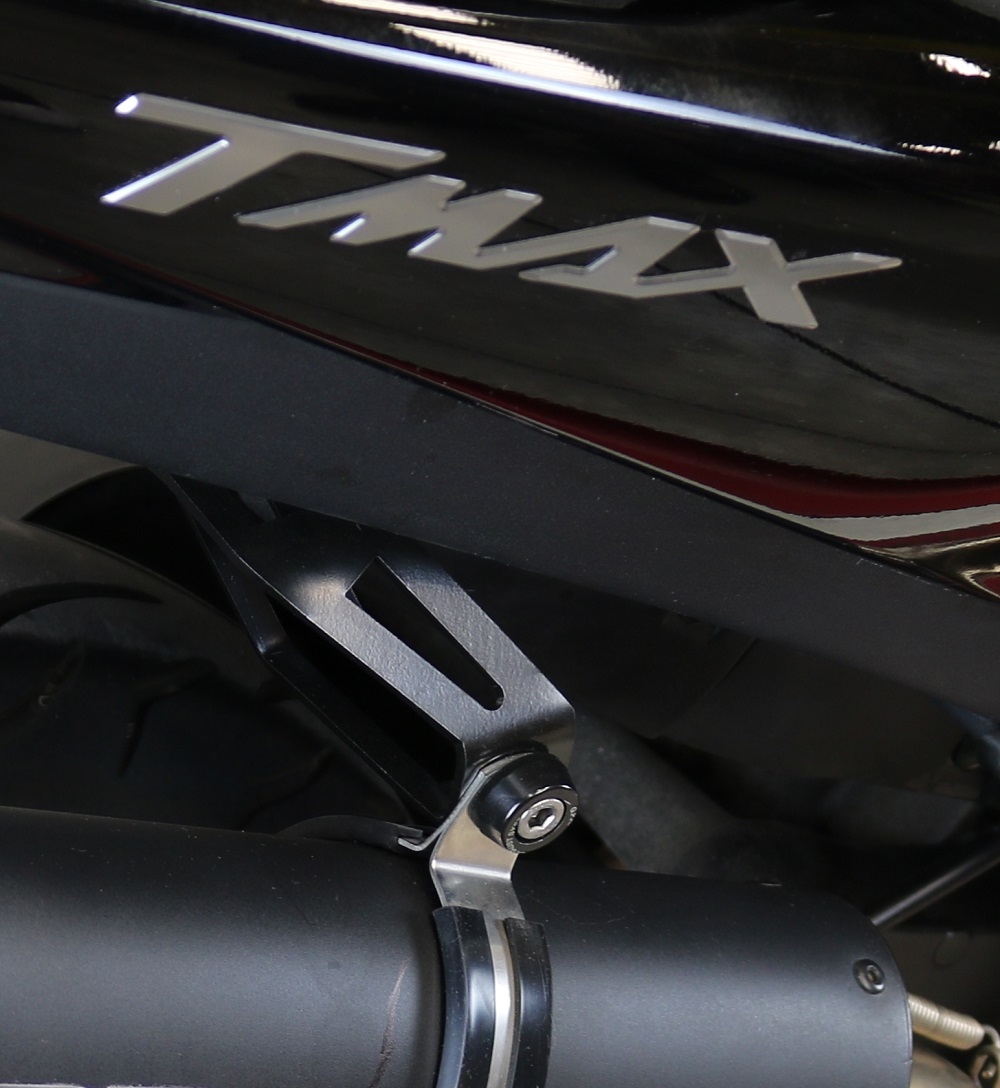 Egzoz ile uyumlu Yamaha T-Max 530 2017-2021, Furore Nero, Yalnızca gürültü için onaylanan sistem, AB dışındaki pazarlar için geçerlidir Tam hat, susturucu artı toplayıcı 
