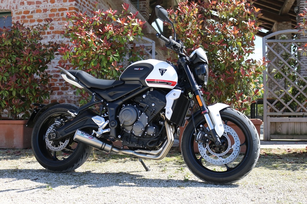 Egzoz ile uyumlu Triumph Trident 660 2021-2024, M3 Inox , Yalnızca gürültü için onaylanan sistem, AB dışındaki pazarlar için geçerlidir Tam hat, susturucu artı toplayıcı 