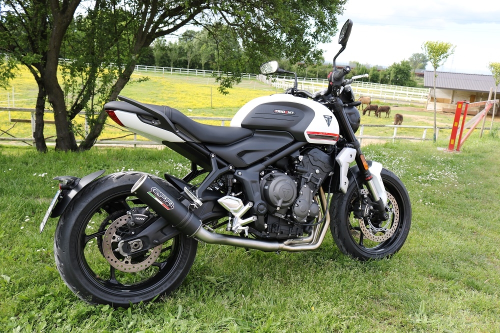 Egzoz ile uyumlu Triumph Trident 660 2021-2024, M3 Black Titanium, Yalnızca gürültü için onaylanan sistem, AB dışındaki pazarlar için geçerlidir Tam hat, susturucu artı toplayıcı 