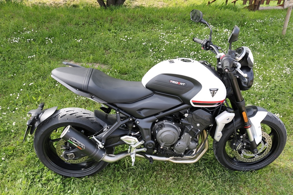 Egzoz ile uyumlu Triumph Trident 660 2021-2024, M3 Black Titanium, Yalnızca gürültü için onaylanan sistem, AB dışındaki pazarlar için geçerlidir Tam hat, susturucu artı toplayıcı 