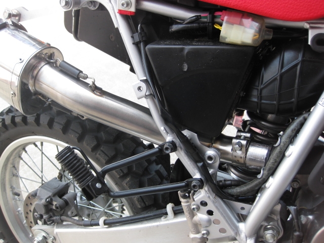 Egzoz ile uyumlu Kawasaki Klr 650 1988-2025, Trioval, Dbkiller'lı özel bağlantı borusunu içeren yarış egzoz sistemi 