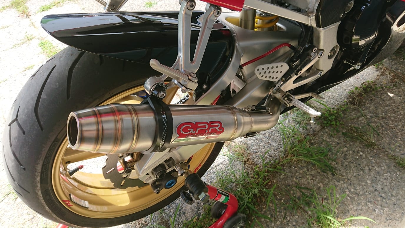 Egzoz ile uyumlu Yamaha Yzf 1000 R1 1998-2001, Deeptone Inox, Egzoz yasal, onaylı, çıkarılabilir db killer ve bağlantı borulu susturucu 