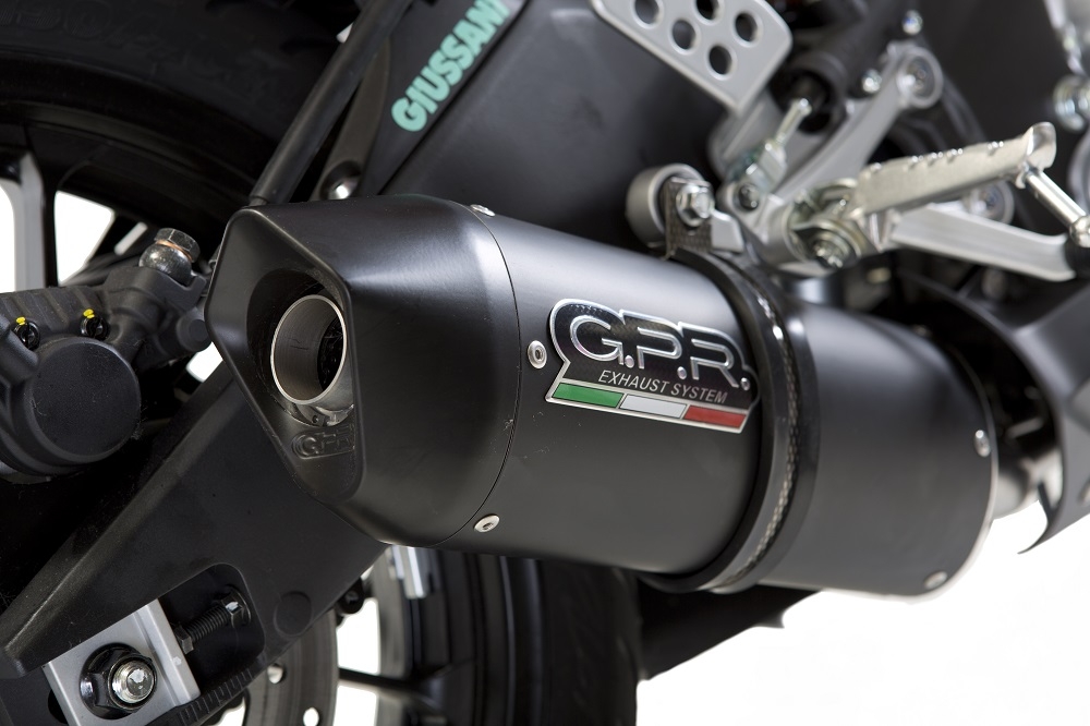 Egzoz ile uyumlu Yamaha Yzf-R 125 2014-2016, Furore Nero, Onaylanmış ve yasal, çıkarılabilir db öldürücü dahil tam sistem egzozu 