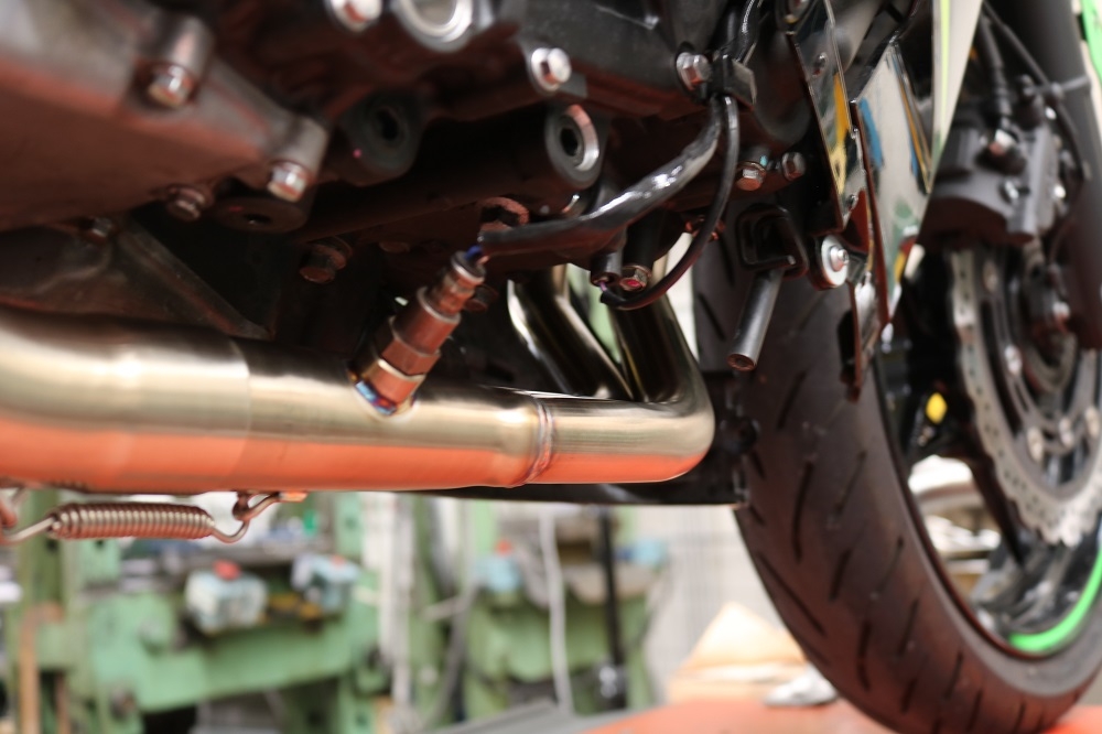 Egzoz ile uyumlu Kawasaki Z 400 2023-2024, Decatalizzatore, Yarış Sistemi Katalizörü ortadan kaldırmak için boru sistemir 