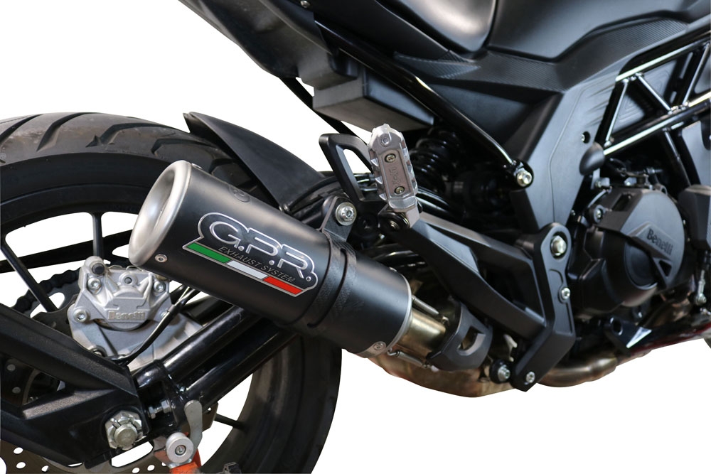 Egzoz ile uyumlu Benelli 502 C 2021-2024, M3 Black Titanium, Egzoz yasal, onaylı, çıkarılabilir db killer ve bağlantı borulu susturucu 