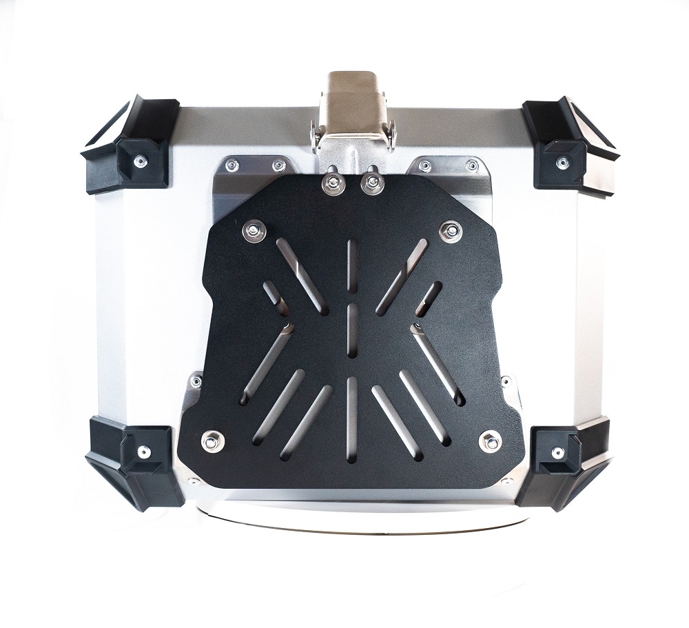 GPR TECH TOP CASE ALPI-TECH 45 LT. SILVER Top case in aluminum, silver color with universal plate included Capacity 45 LT.