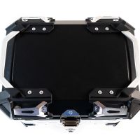 GPR TECH TOP CASE ALPI-TECH 45 LT. SILVER Top case in aluminum, silver color with universal plate included Capacity 45 LT.