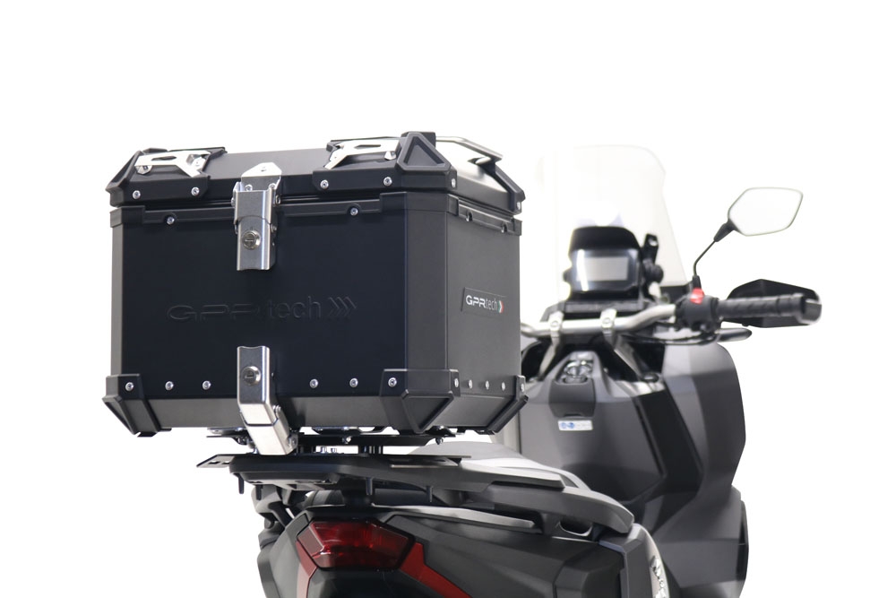 Top case GPR TECH compatible with  Honda Adv 350 2022/2024 e5 GPR TECH Top case in aluminum, black color with specific plate included Capacity 35 LT.