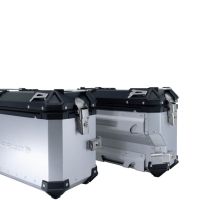 GPR TECH compatible with  Bmw F 850 Gs 2018/2020 e4 GPR TECH Pair of side cases aluminum made with contoured right side, silver color with specific pannier holder Capacity 38 LT. + 32 LT.