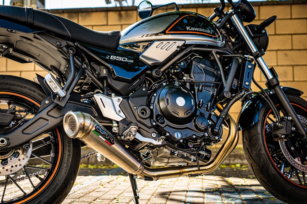 Egzoz ile uyumlu Kawasaki Z 650 RS 2021-2023, Powercone Evo, Yarış Sistemi Tam hat, susturucu artı toplayıcı 