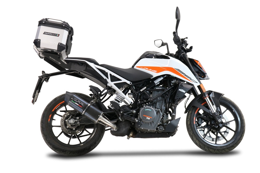 Topkoffer GPR TECH compatibel met  Ktm Duke 250 2021/2023 e4 Alüminyum, gümüş renginde üst kasa, tavan rafı ve özel plaka dahil Kapasite Litre 26
