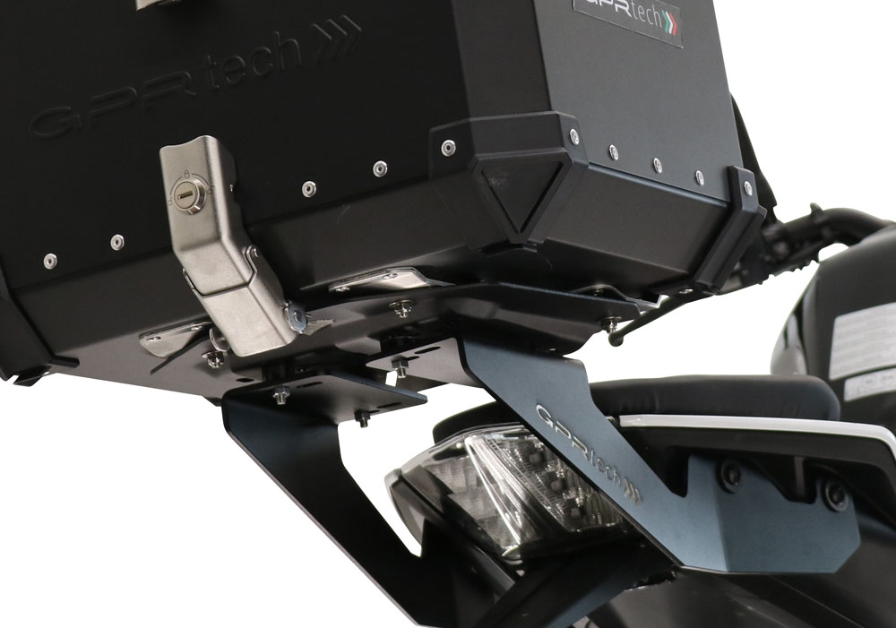 Top case GPR TECH compatible with  Ktm Duke 125 2021/2023 e5 GPR TECH Top case in aluminum, black color including, roof rack and specific plate Capacity 45 LT.