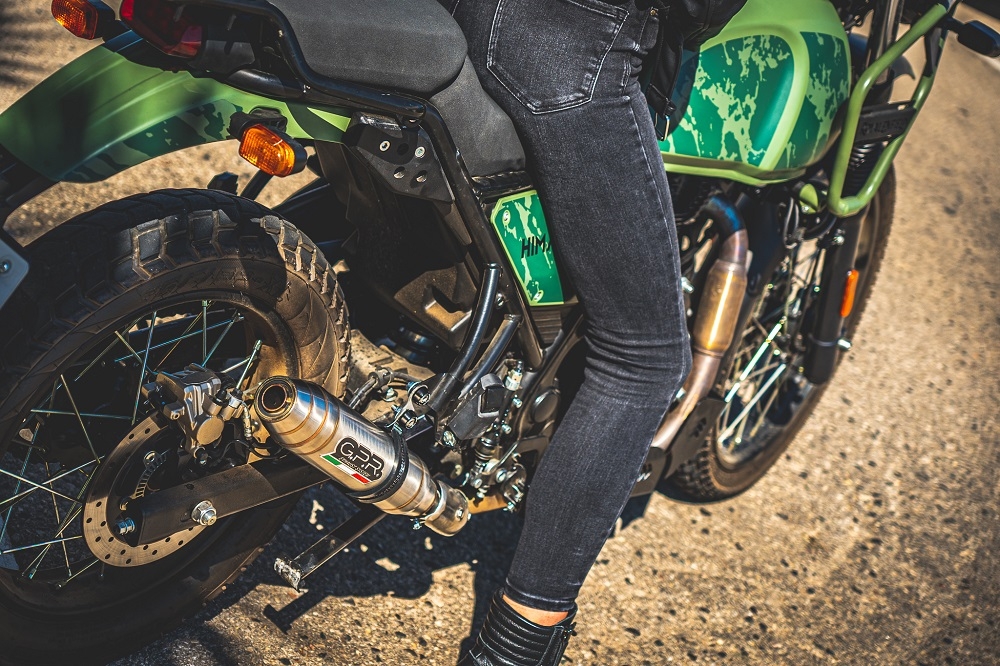 Egzoz ile uyumlu Royal Enfield Himalayan 410 DIAM 42.5 2017-2020, Deeptone Inox, Yarış Sistemi Susturucu ve özel bağlantı borusu 