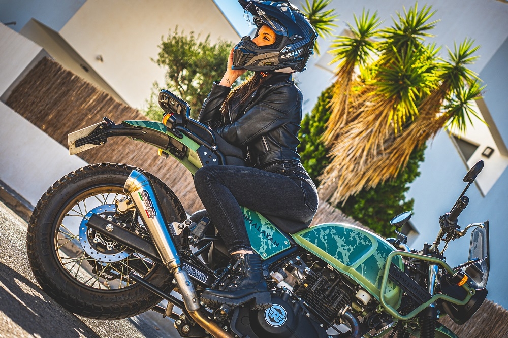 Egzoz ile uyumlu Royal Enfield Himalayan 410 DIAM 42.5 2017-2020, Powercone Evo, Yalnızca gürültü için onaylanan sistem, AB dışındaki pazarlar için geçerlidir Susturucu ve özel bağlantı borusu 