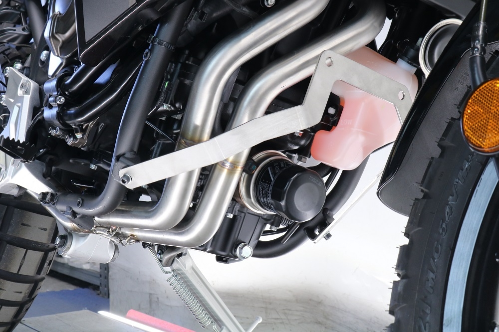 Egzoz ile uyumlu Yamaha Tenere 700 2019-2020, Decatalizzatore + Paracoppa Titanio, Decat boru daha fazla motor titanyum koruma plakası 