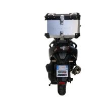 Topkoffer GPR TECH compatibel met  Bmw G 310 Gs 2017/2021 e4 Alüminyum üst çanta, özel plaka dahil gümüş rengi Kapasite Litre 45