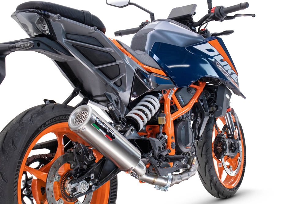 Egzoz ile uyumlu Ktm Duke 250 2024-2025, M3 Inox , Egzoz yasal, onaylı, çıkarılabilir db killer ve bağlantı borulu susturucu 